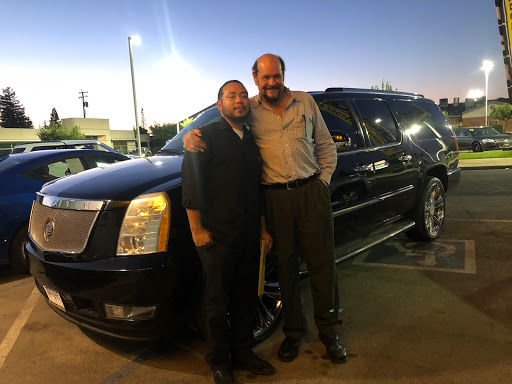 Used Car Dealer «Eddies Auto World», reviews and photos, 4889 N Blackstone Ave, Fresno, CA 93726, USA