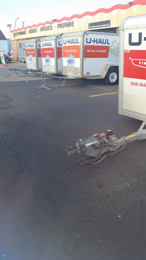 Truck Rental Agency «U-Haul Moving & Storage of Fargo», reviews and photos, 1436 Main Ave, Fargo, ND 58103, USA