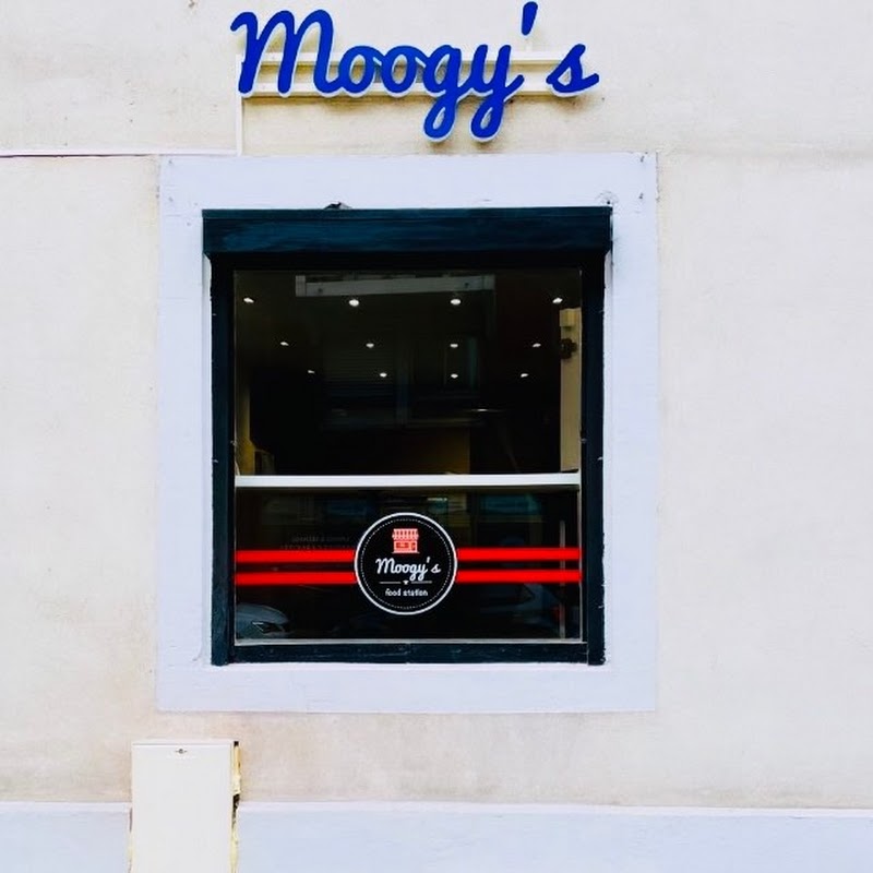 Moogy's