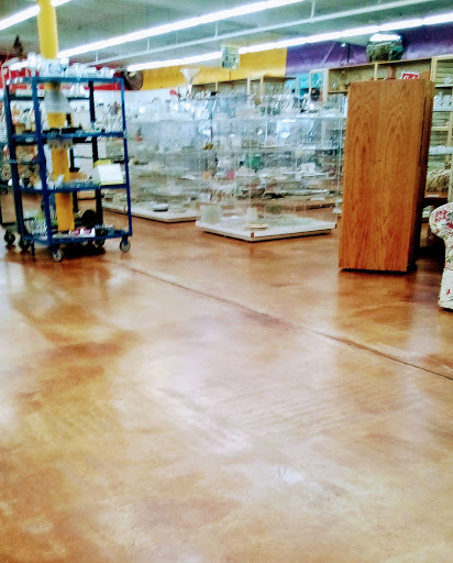 Thrift Store «Casa De Los Ninos Thrift Store», reviews and photos, 1302 E Prince Rd, Tucson, AZ 85719, USA