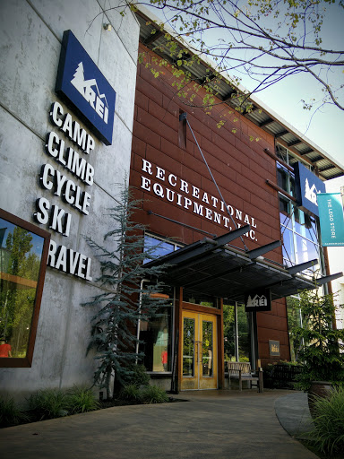 Camping Store «REI», reviews and photos, 3000 184th St SW #952, Lynnwood, WA 98037, USA