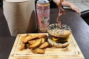 Burgermeister image