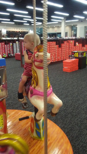 Shopping Mall «Lakeview Square Mall», reviews and photos, 5775 Beckley Rd, Battle Creek, MI 49015, USA