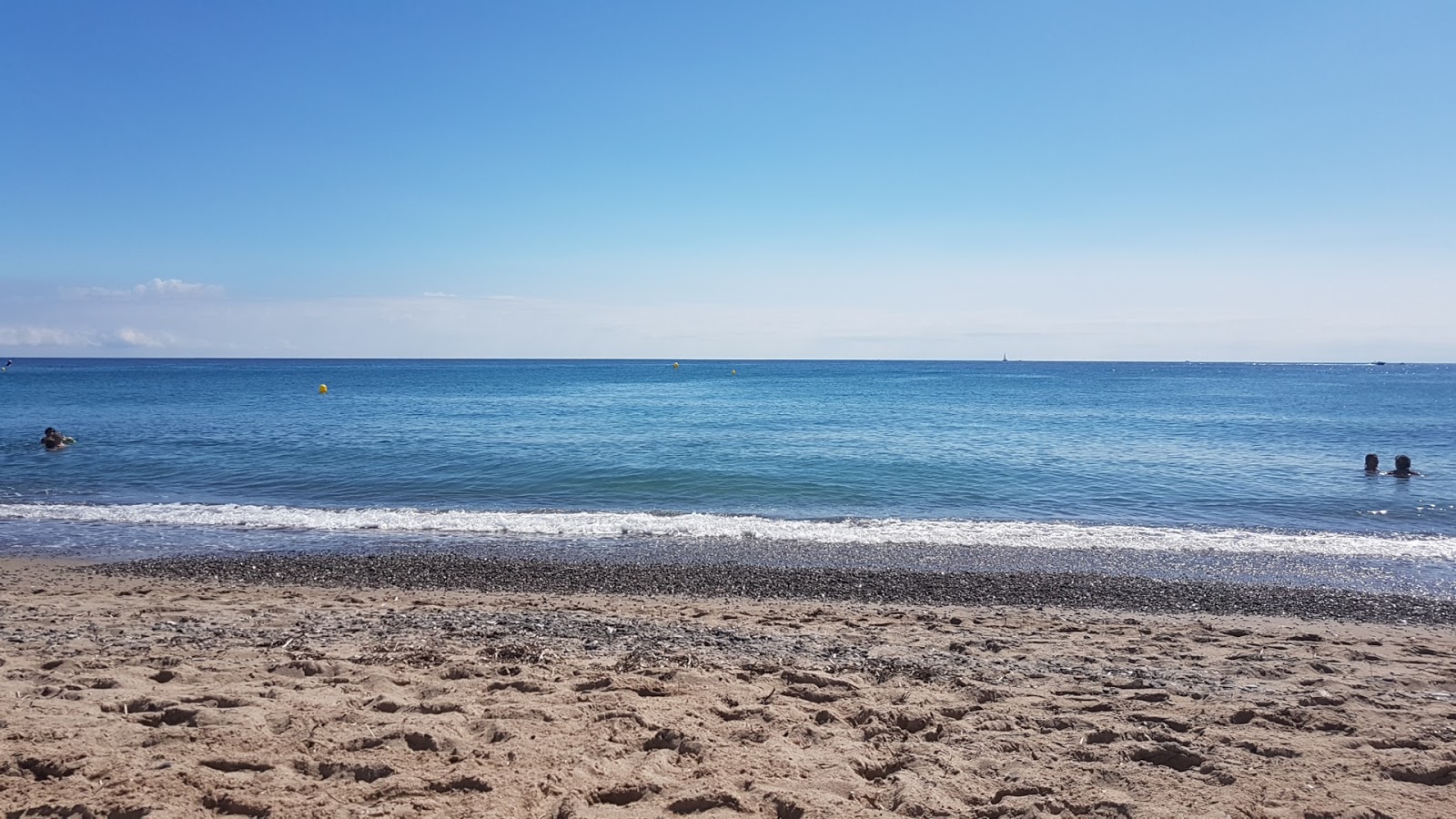 Platja Cristall'in fotoğrafı uzun koy ile birlikte