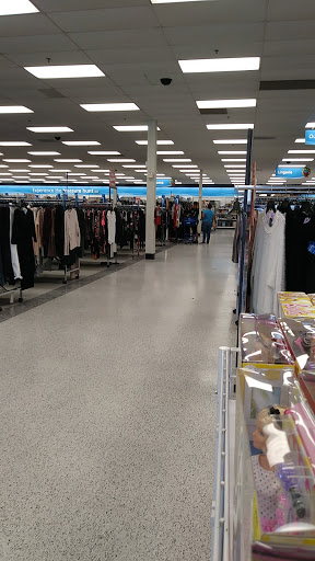 Clothing Store «Ross Dress for Less», reviews and photos, 2936 Interstate 45 N, Conroe, TX 77303, USA