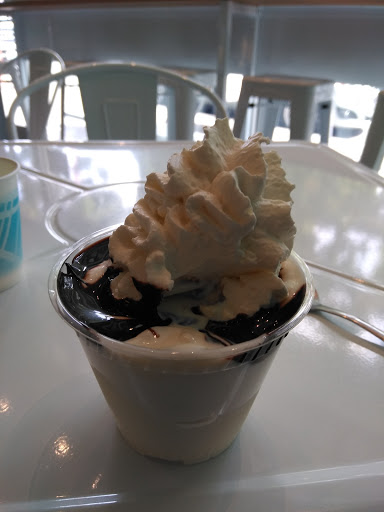 Ice Cream Shop «Old School Frozen Custard», reviews and photos, 1316 E Pike St, Seattle, WA 98122, USA