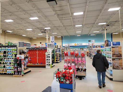 Pet Supply Store «PetSmart», reviews and photos, 1130 SE Everett Mall Way, Everett, WA 98208, USA
