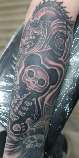 Explore meaningful father and daughter crps tattoo ideas, creative tattoo ideas in Dixon, available at Ink on the left