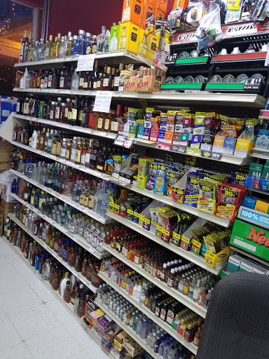 Liquor Store «Royal Liquor & Wine», reviews and photos, 1015 N Randall Rd, Elgin, IL 60123, USA