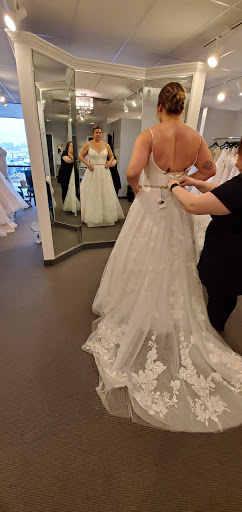 Bridal Shop «Luxe Bridal Couture», reviews and photos, 3918 Cedar Grove Pkwy, Eagan, MN 55122, USA