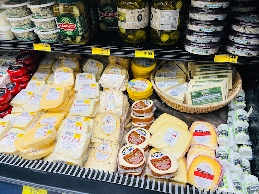 Grocery Store «Grocery Outlet Bargain Market», reviews and photos, 845 Harbor Blvd, West Sacramento, CA 95691, USA