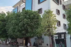 Shakya Hospital image