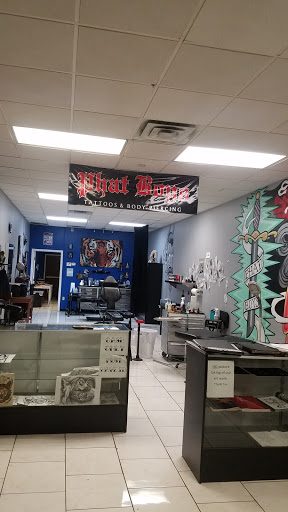 Tattoo Shop «Phat Boys Tattoos & Body Piercings», reviews and photos, 6640 Southwest Fwy A, Houston, TX 77074, USA