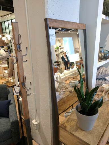 Shopping Mall «Mockingbird Station», reviews and photos, 5307 E Mockingbird Ln, Dallas, TX 75206, USA