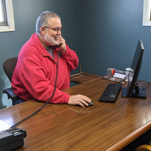 Used Car Dealer «Monarch Auto Sales», reviews and photos, 4519 W Market St #100, Greensboro, NC 27407, USA