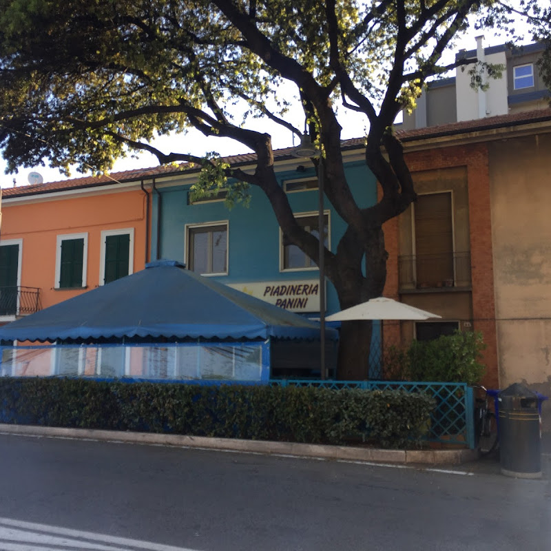 Pizzeria & Piadineria Porto's (via Cecchi - Pesaro)