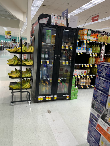 Grocery Store «Family Fare Supermarket», reviews and photos, 7402 N 30th St, Omaha, NE 68112, USA