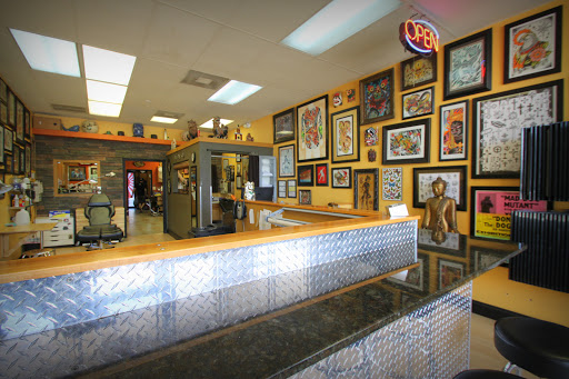 Tattoo Shop «Colorfast Studios», reviews and photos, 2536 N University Dr, Coral Springs, FL 33065, USA