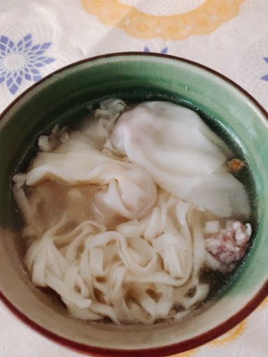 電腦阿姨 乾麵、餛飩魚丸湯 的照片