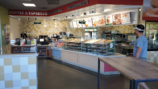 Bakery «Krispy Kreme Doughnuts», reviews and photos, 2146 Leghorn St, Mountain View, CA 94043, USA