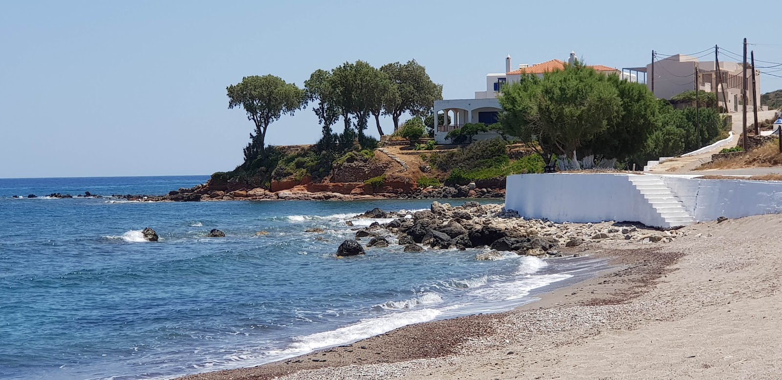 Foto van Agios Pelagia beach II met ruim strand