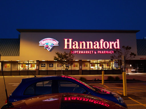 Grocery Store «Hannaford Supermarket», reviews and photos, 299 Elm St, Biddeford, ME 04005, USA