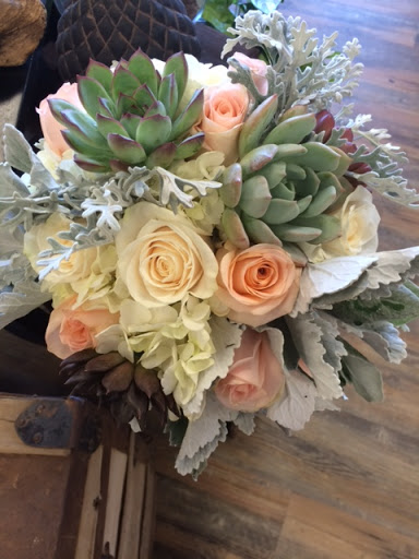 Florist «Red Mountain Florist, Inc.», reviews and photos, 6727 E McDowell Rd #105, Mesa, AZ 85215, USA