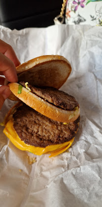 Cheeseburger du Restauration rapide McDonald's à Fameck - n°5