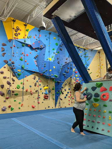 Shopping Mall «Crossroads Bellevue», reviews and photos, 15600 NE 8th St, Bellevue, WA 98008, USA