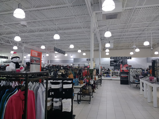 Department Store «Saks OFF 5TH», reviews and photos, 3885 Eagan Outlets Pkwy, Eagan, MN 55122, USA