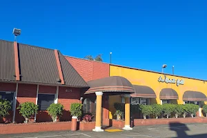 La Quinta Grill Restaurante image