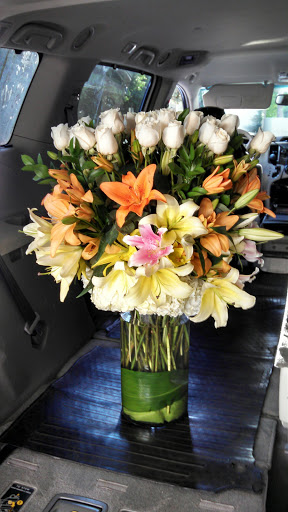 Florist «West Hollywood Florist», reviews and photos, 8205 Santa Monica Blvd, West Hollywood, CA 90046, USA