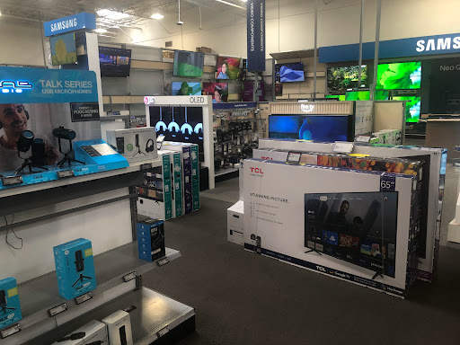 Electronics Store «Best Buy», reviews and photos, 1800 McFarland Blvd E, Tuscaloosa, AL 35404, USA
