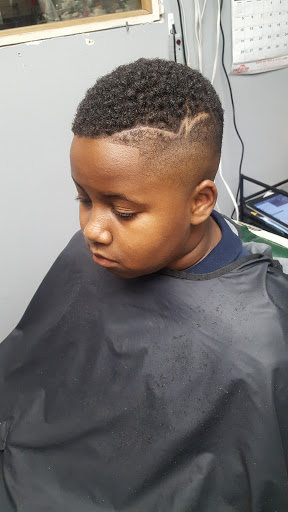 Barber Shop «R Barber Shop», reviews and photos, 19310 Grand River Ave, Detroit, MI 48223, USA