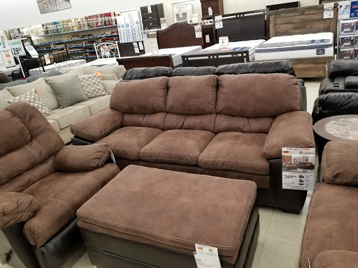 Discount Store «Big Lots», reviews and photos, 5640 Dixie Hwy, Waterford Twp, MI 48329, USA