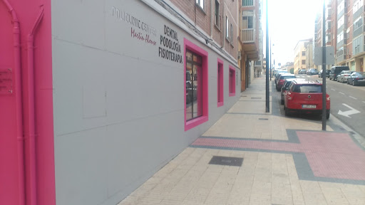 Clínica Dental Martín Alonso - Policlinic Center en Burgos, Burgos