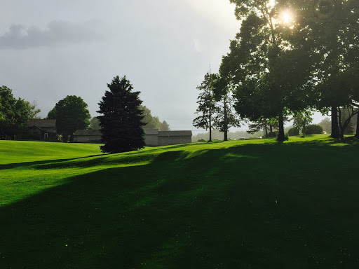 Golf Course «Loyal Oak Golf Course», reviews and photos, 2909 S Cleveland Massillon Rd, Norton, OH 44203, USA