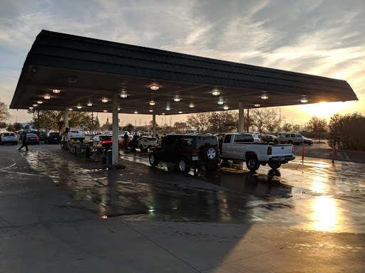 Sparkling Image Car Wash en Bakersfield