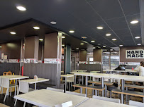 Atmosphère du Restaurant KFC Lilles Lezennes - n°2
