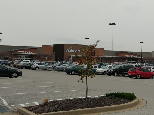 Department Store «Walmart Supercenter», reviews and photos, 1900 Maplewood Commons Dr, Maplewood, MO 63143, USA