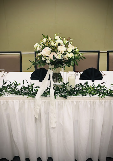 Florist «North Liberty Flower Shop», reviews and photos, 40 Sugar Creek Ln # 2, North Liberty, IA 52317, USA