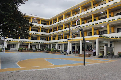 SMP Negeri 240 Jakarta