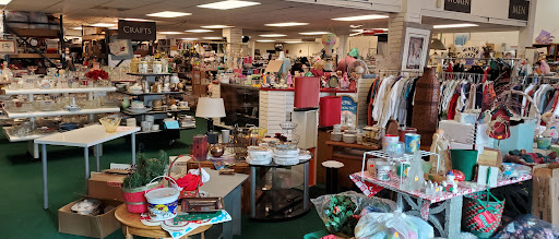 Thrift Store «Life Center Thriftshop», reviews and photos, 6331 6th Ave, Tacoma, WA 98406, USA