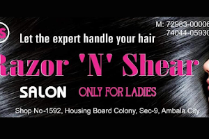 Razor 'N' Shear salon image