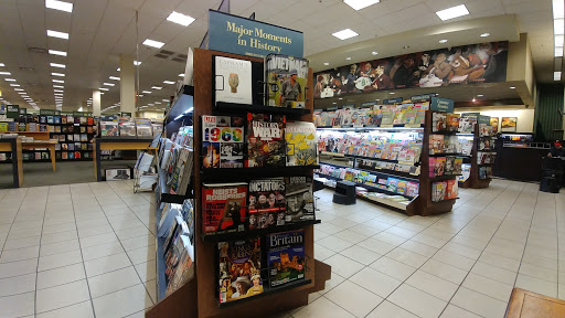 Book Store «Barnes & Noble», reviews and photos, 3561 N Freeway Blvd, Sacramento, CA 95834, USA