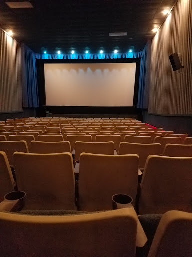 Movie Theater «Penn Centre Theatre», reviews and photos, 216 2nd Ave W, Oskaloosa, IA 52577, USA