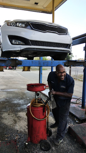 Auto Repair Shop «Speedy Lube & Auto Care Inc», reviews and photos, 5601 N 40th St, Tampa, FL 33610, USA