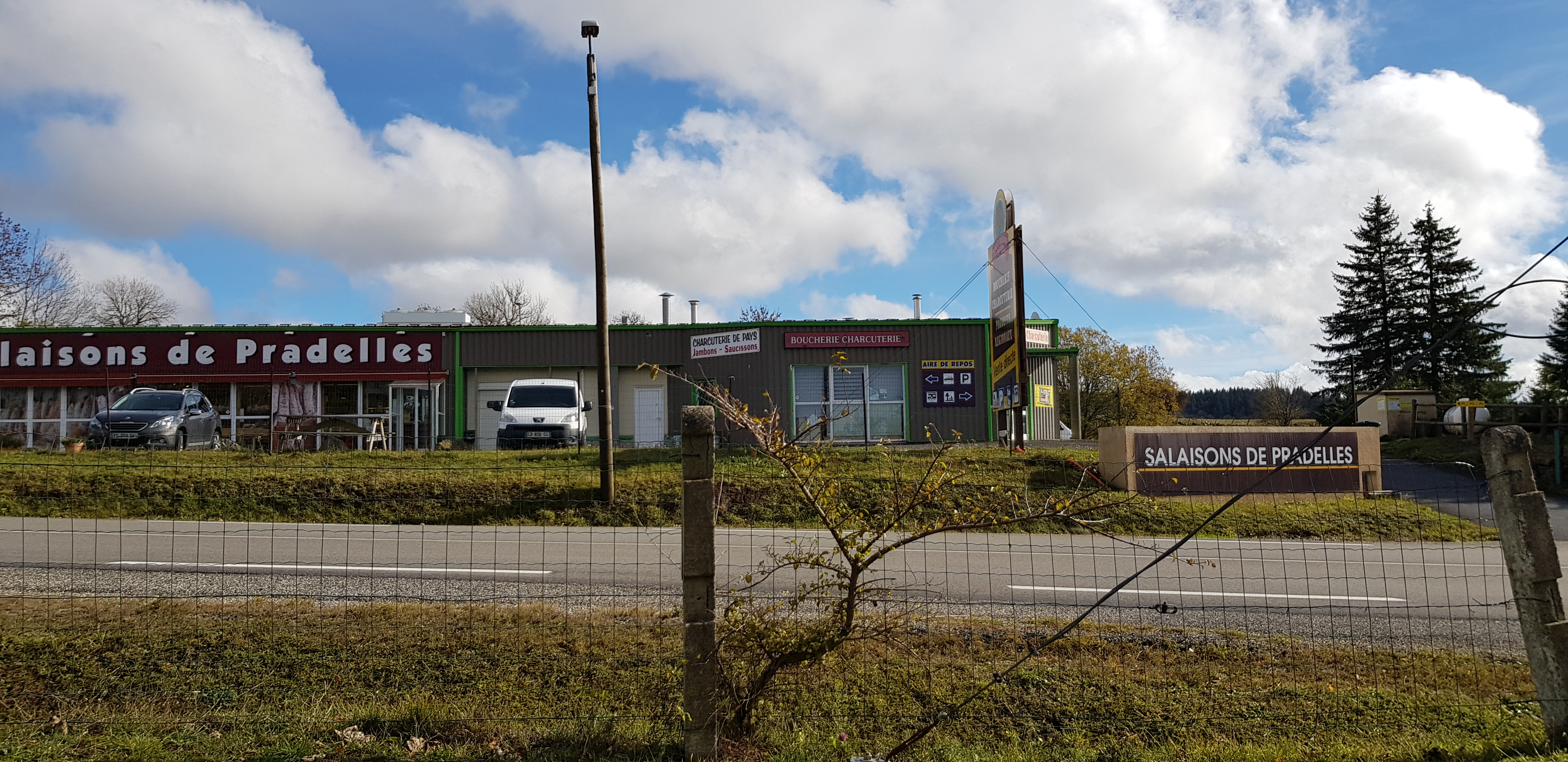 Photo n° 15 de l'avis de Ysco.U fait le 15/11/2018 à 23:24