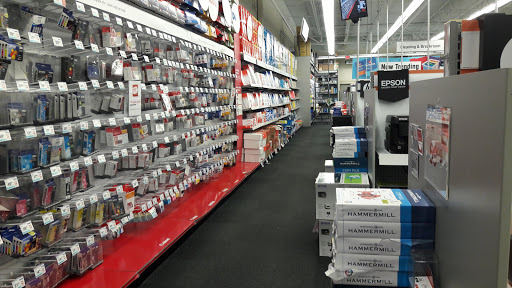 Office Supply Store «Staples», reviews and photos, 10530 Campus Way S, Largo, MD 20774, USA