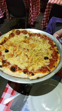 Plats et boissons du Pizzeria Boulevard des Pizzas à Marseille - n°3